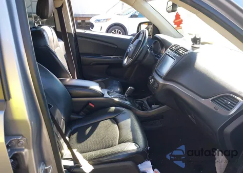 2019 Dodge Journey Crossroad from USA, damaged, VIN 3C4PDCGG0KT773547